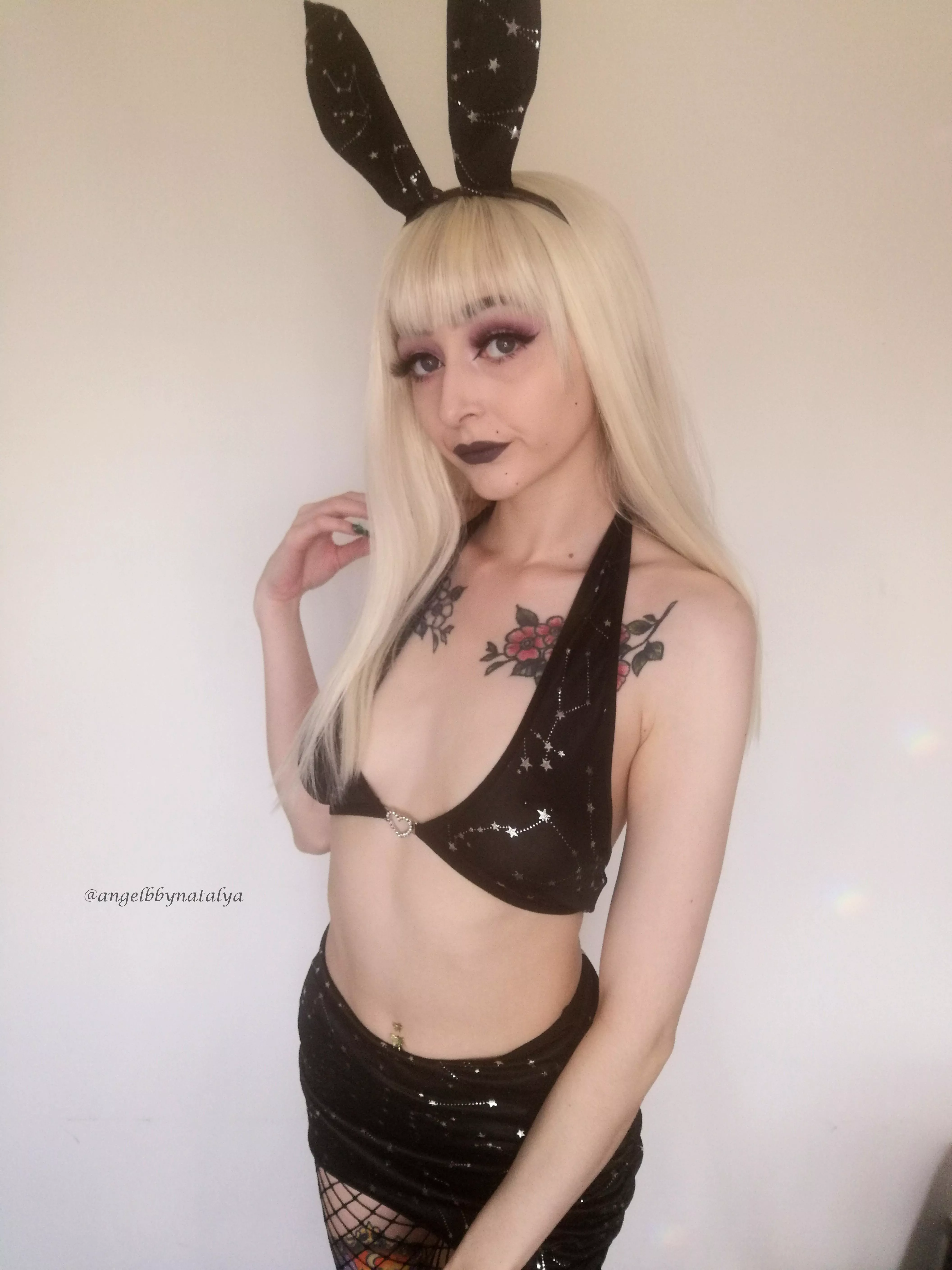 Bunny wants to hop on your cock 🐰 posted by NatalyaMoon