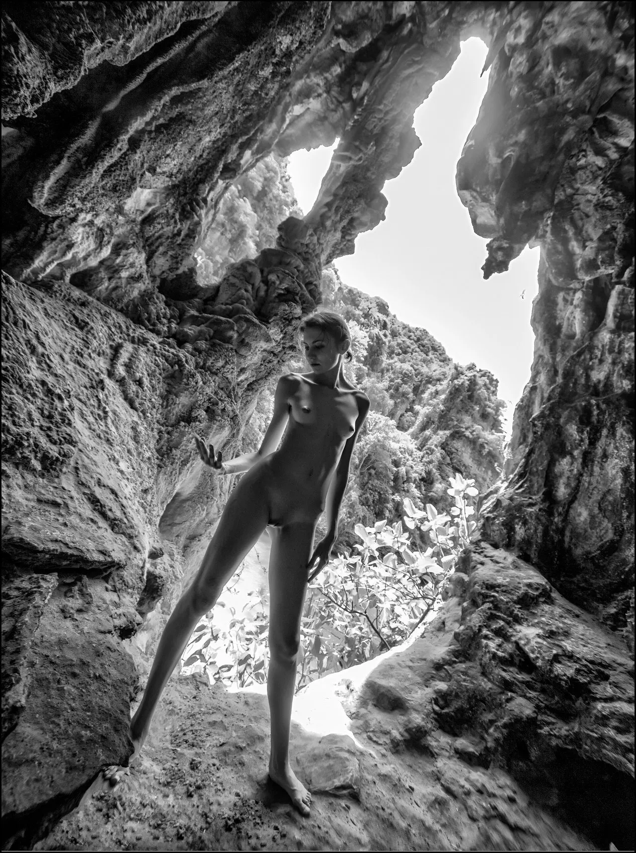 Cave creature posted by bubblrisback