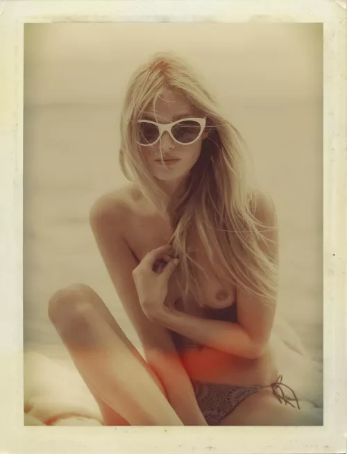 Elsa hosk by IllustratorNo385