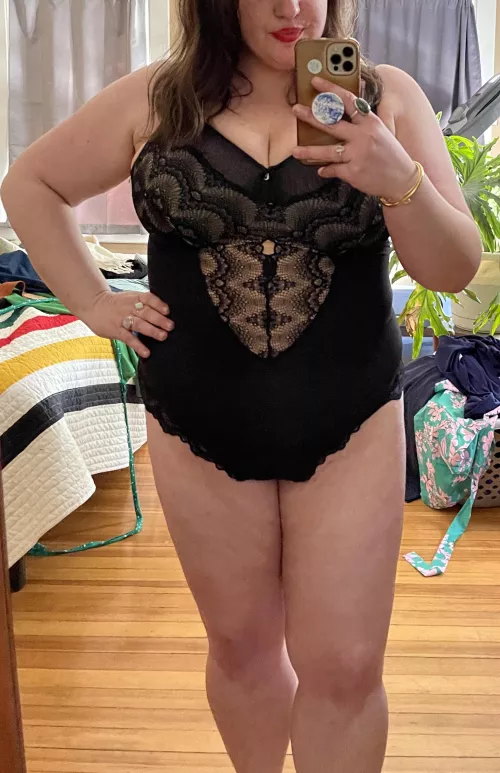 Enjoying my new bodysuit. What about you? by melloncollie1033