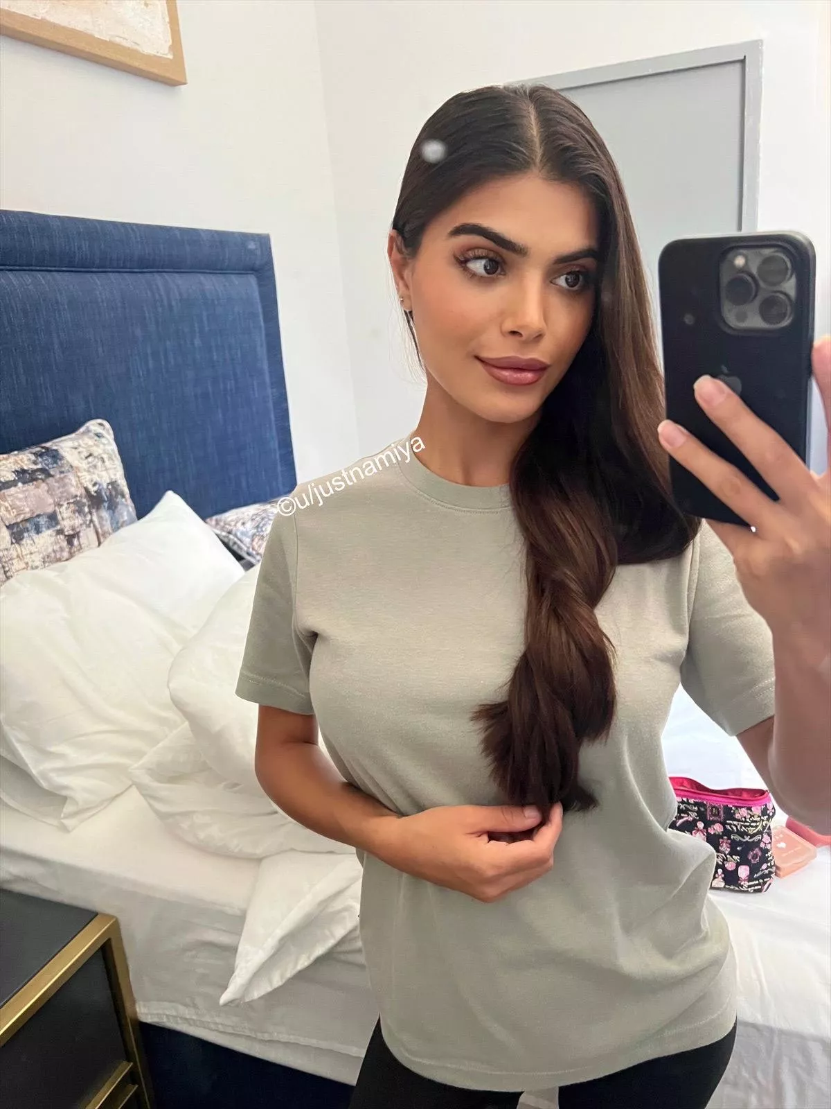 Every bedroom needs a mirror. Best view while fucking posted by justnamiya