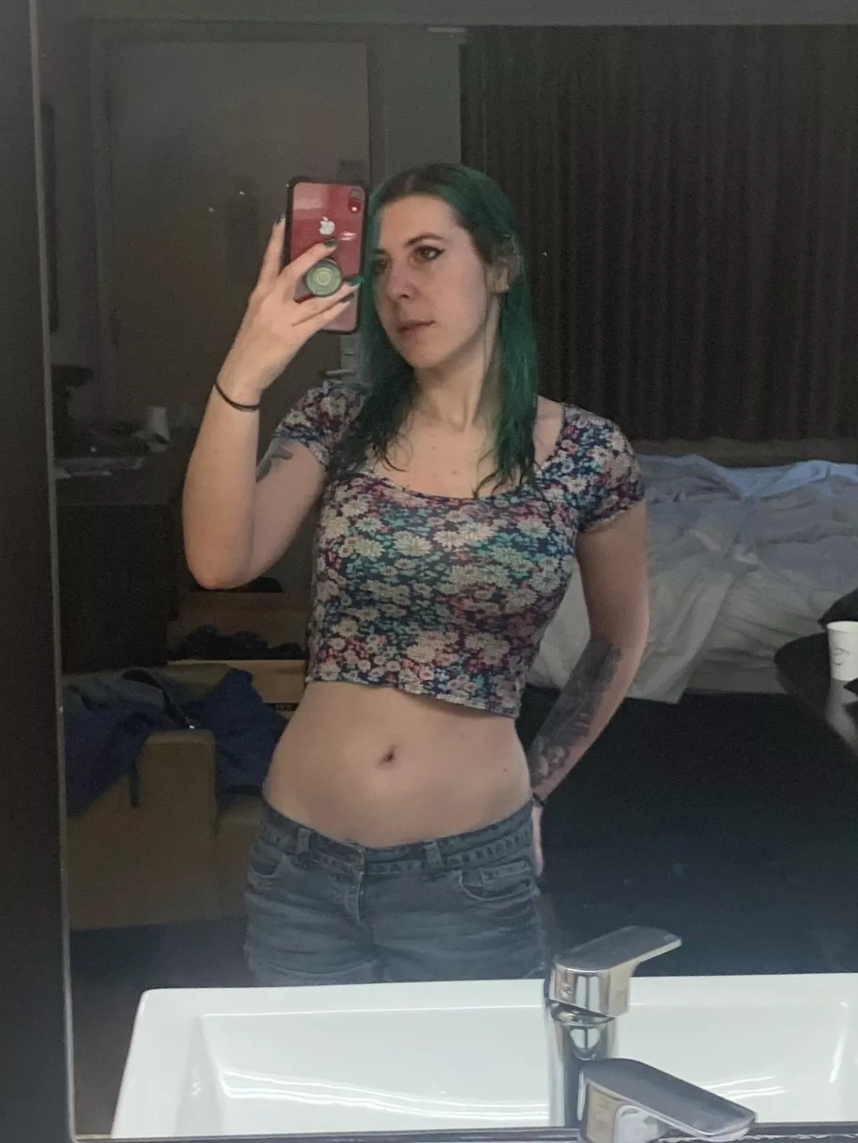 Flower tummy [img] posted by sirenskiss3