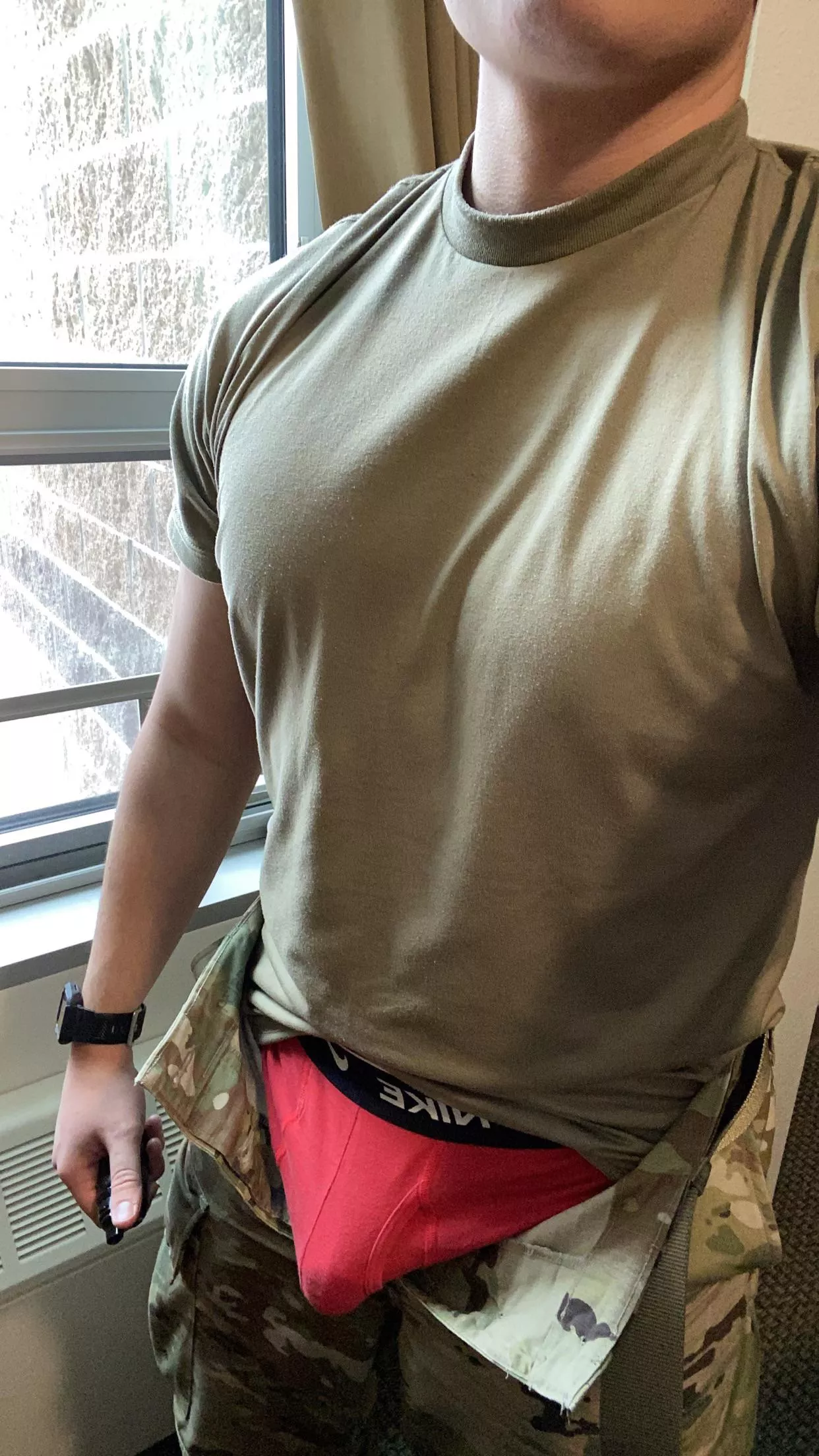 Give me a reason to take off my belt. posted by Xxenomorphin