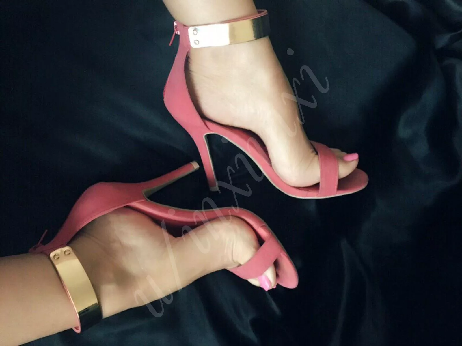 Heels are ART 💕 posted by inxiinxi