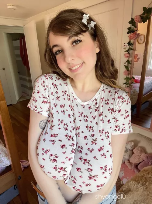 i love being braless by shyangel0