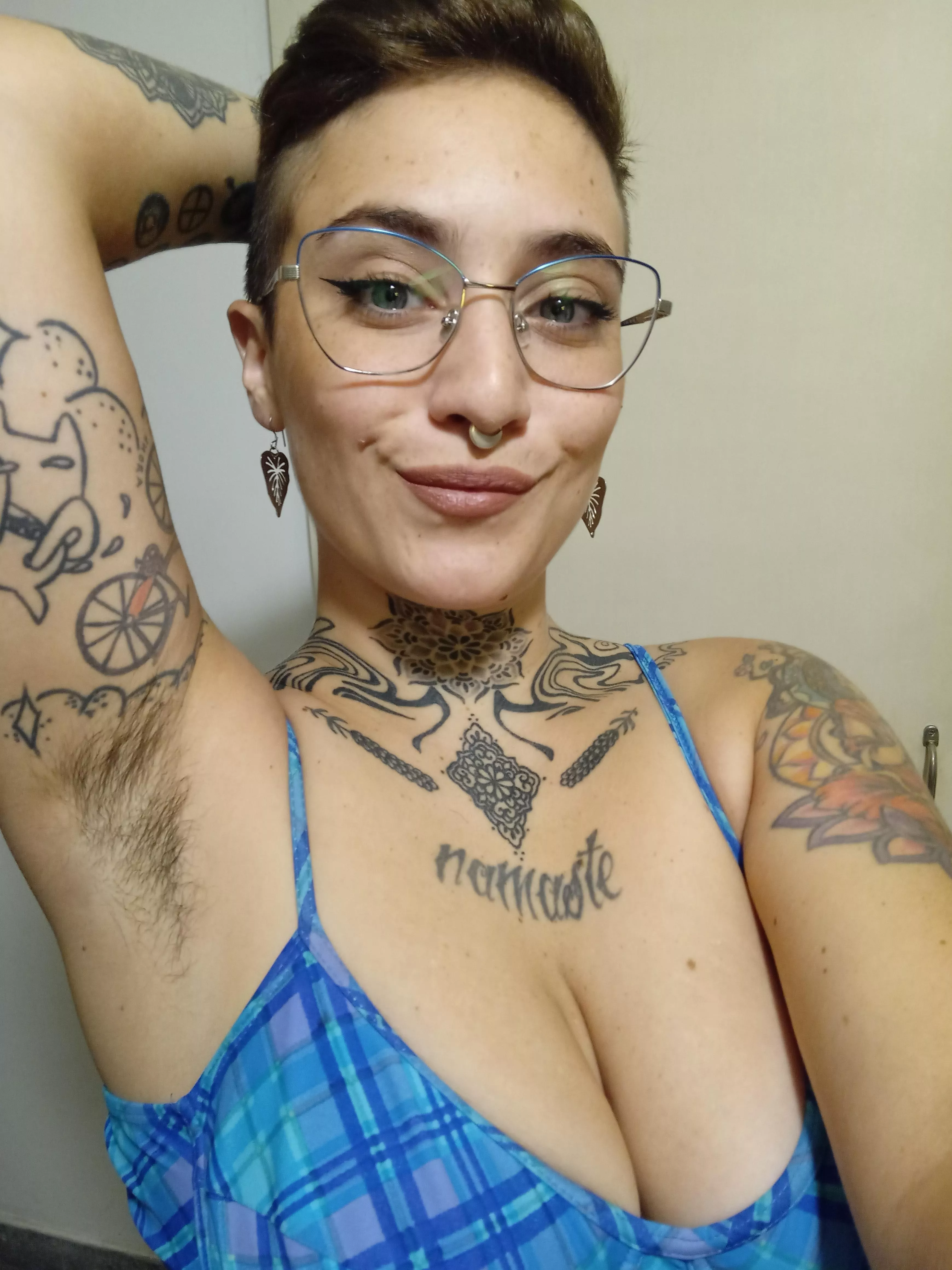 I love kisses in the armpits posted by tatooedwitch