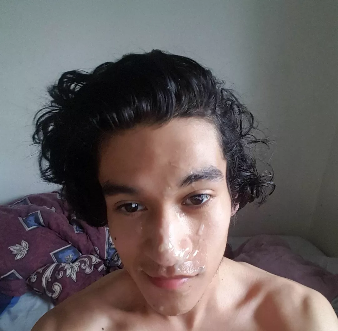 I love the feeling of warm cum on my face😊 posted by Juiceishungry