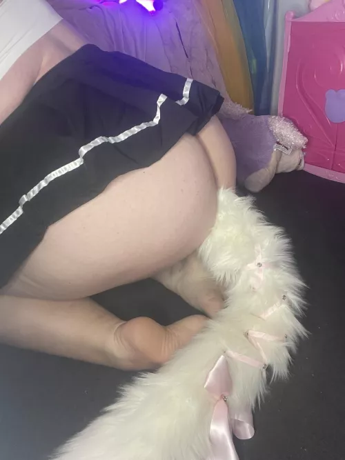 I need someone to tie me up in lace to match it. by BabyPixelPixie