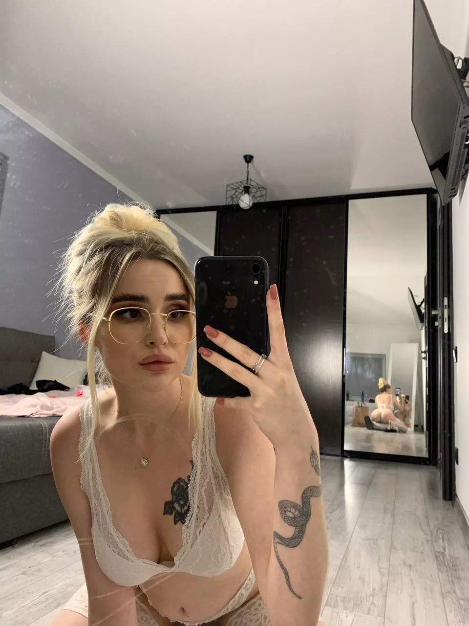 I want you inside of me posted by -wildflowerr