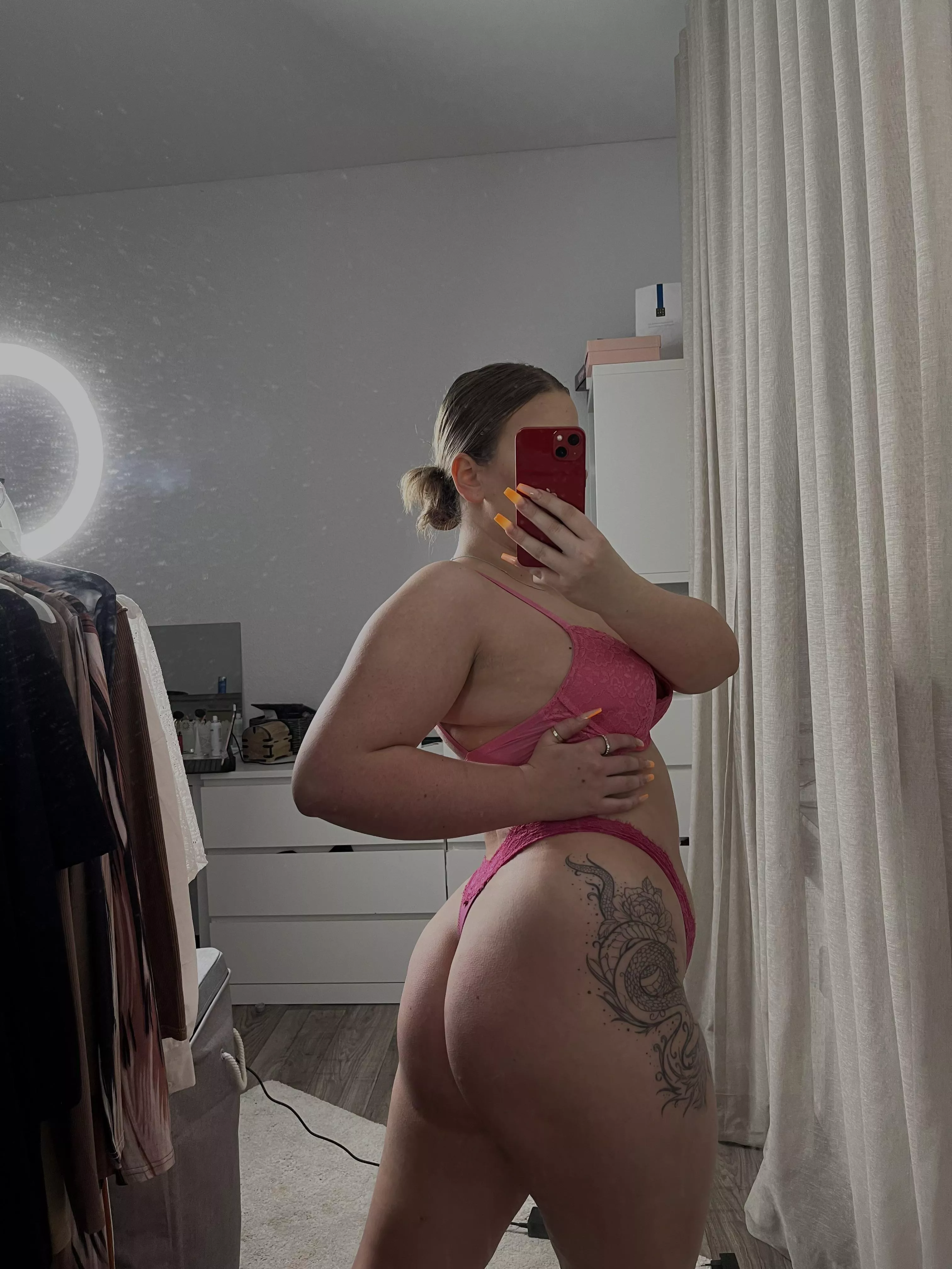 just a simple nude🥰 [STBA] posted by GrippingRecipe