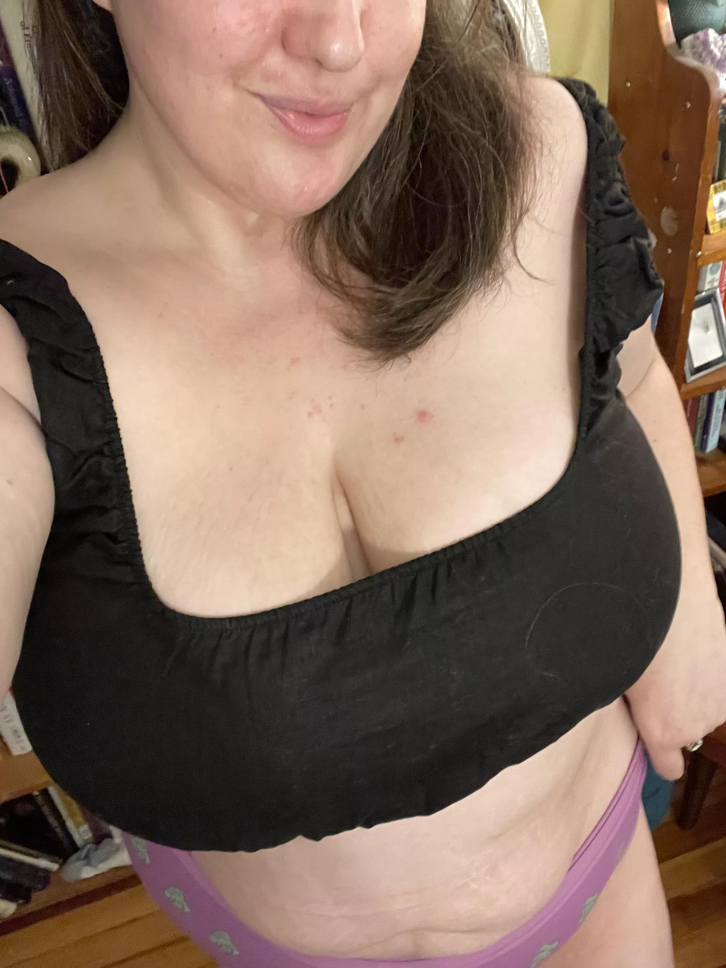 Linen crop top ftw posted by melloncollie1033