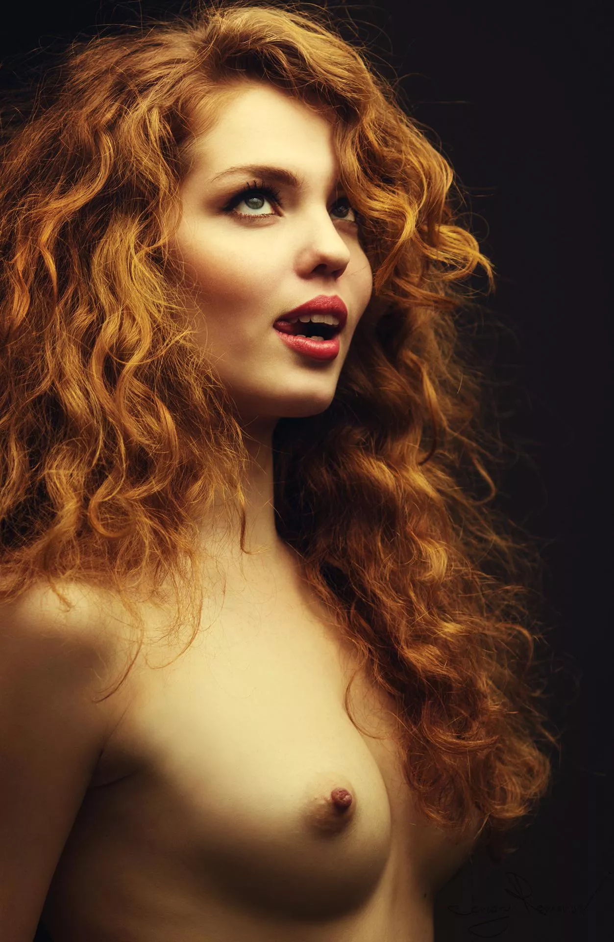 Looking Up posted by HereticalAmnesiac