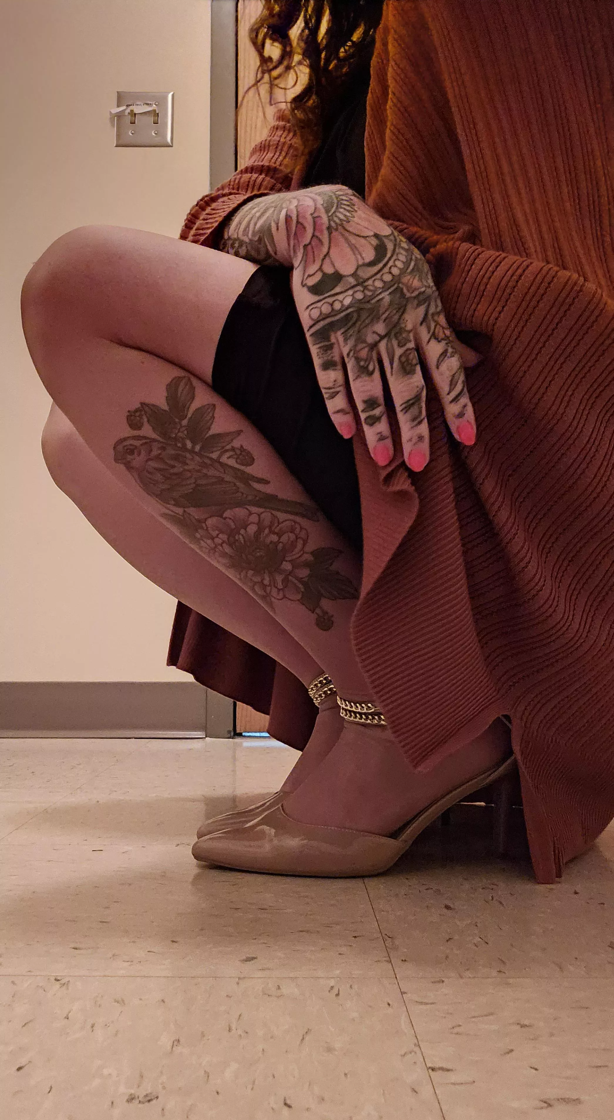 Martes. posted by Glass_Tense