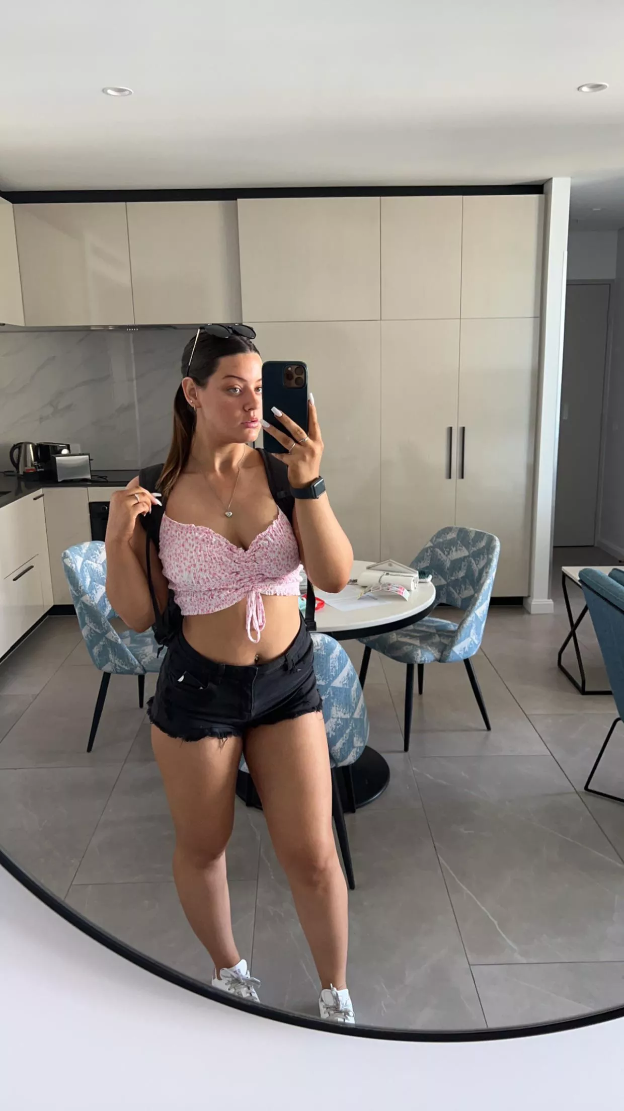 Maybe I’ll lift my arms up next time posted by Em_fantasyy