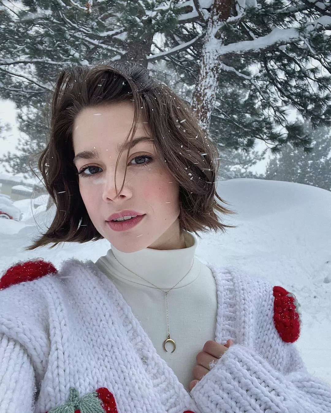 Michelle Ellyse Schlaman posted by sagar9175