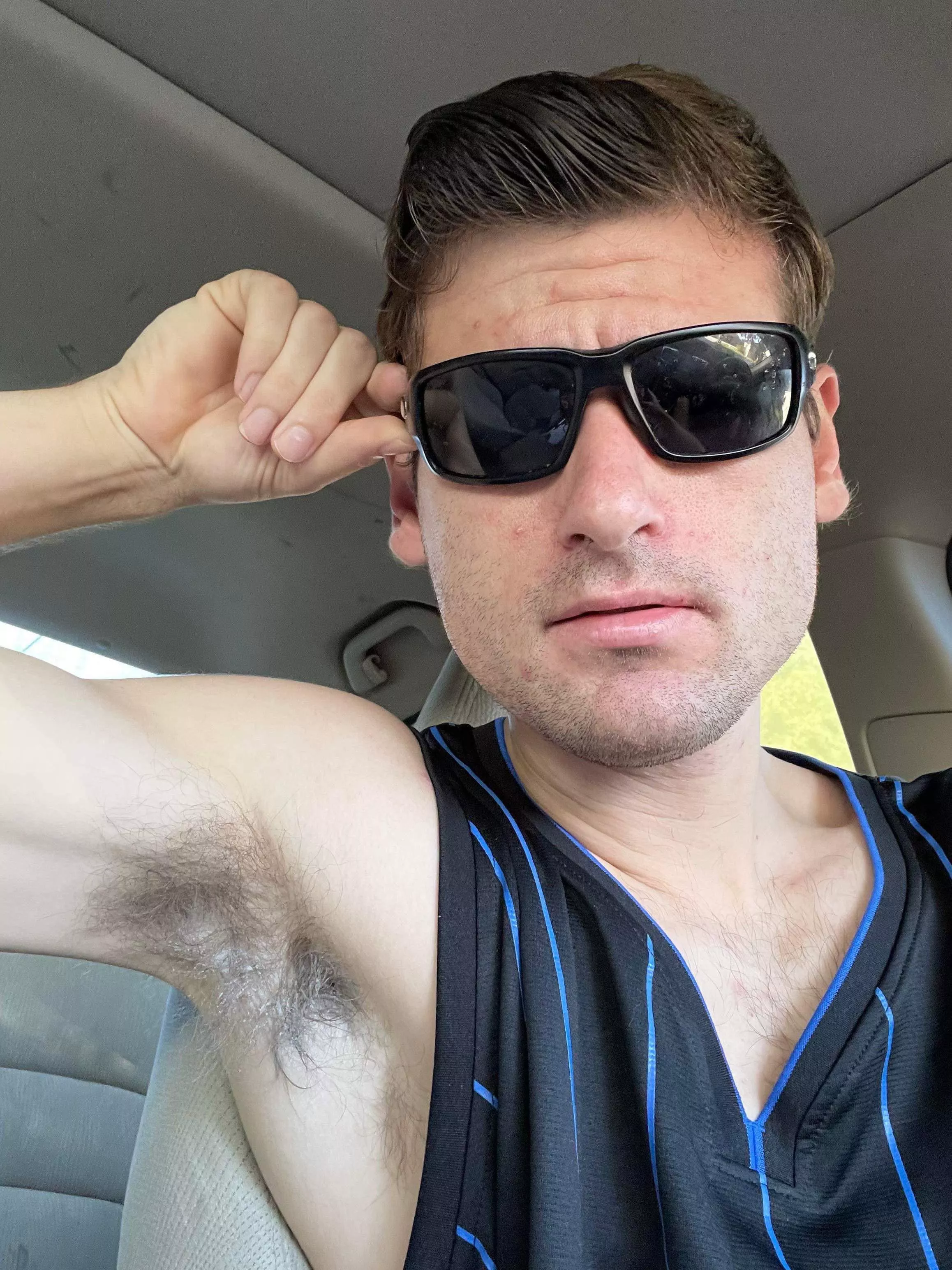 One big armpit posted by hottestpits