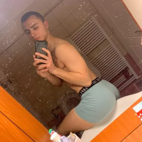 Sit next to me by AresGreekGod2004