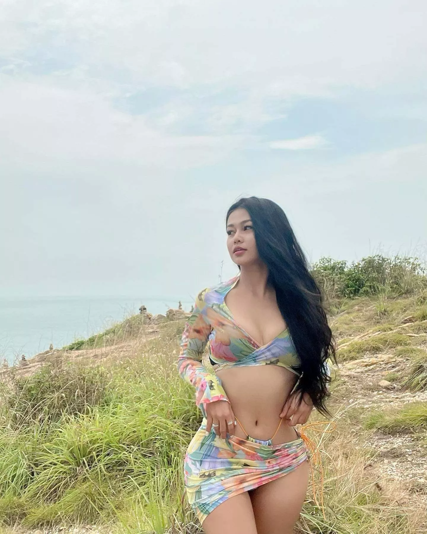 Slim but thick😈 Cum join me😊 posted by Waifuyuzu