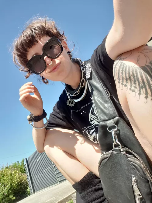 Trying to build my confidence, one selfie at a time [F23] [F] by lilmisskissy