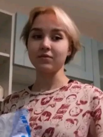 Who posted by wardale23