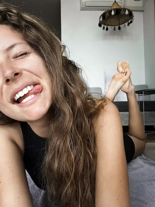 Wish I could move them into your mouth 🤤 by lulusdreamz