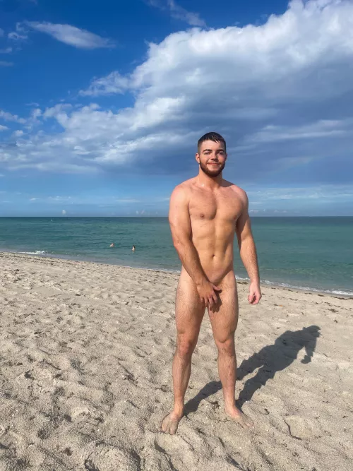 Wish I had another guy to join me a the beach by collegejocknextdoor