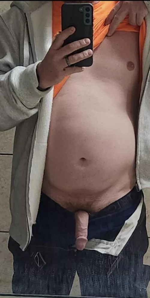 [35] I wish someone would walk in and give me a hand by Competitive_Impact_7