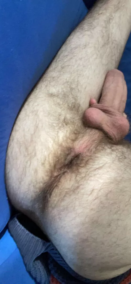 Any older guys to dm? ;) 19 by BreadditModmin