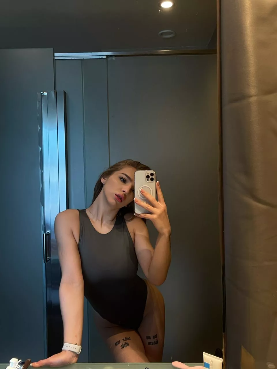 Come play with me? I am bored posted by claur_here