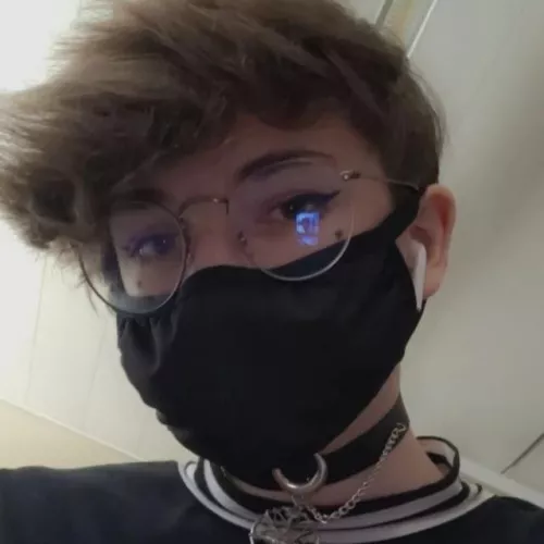 Decided to wear makeup to school, hope you like! ^v^ by Tweakydeek