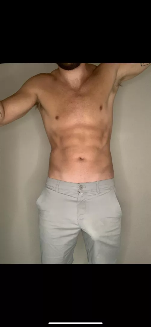 Dying to know what’s packin ? by jaxson_rose