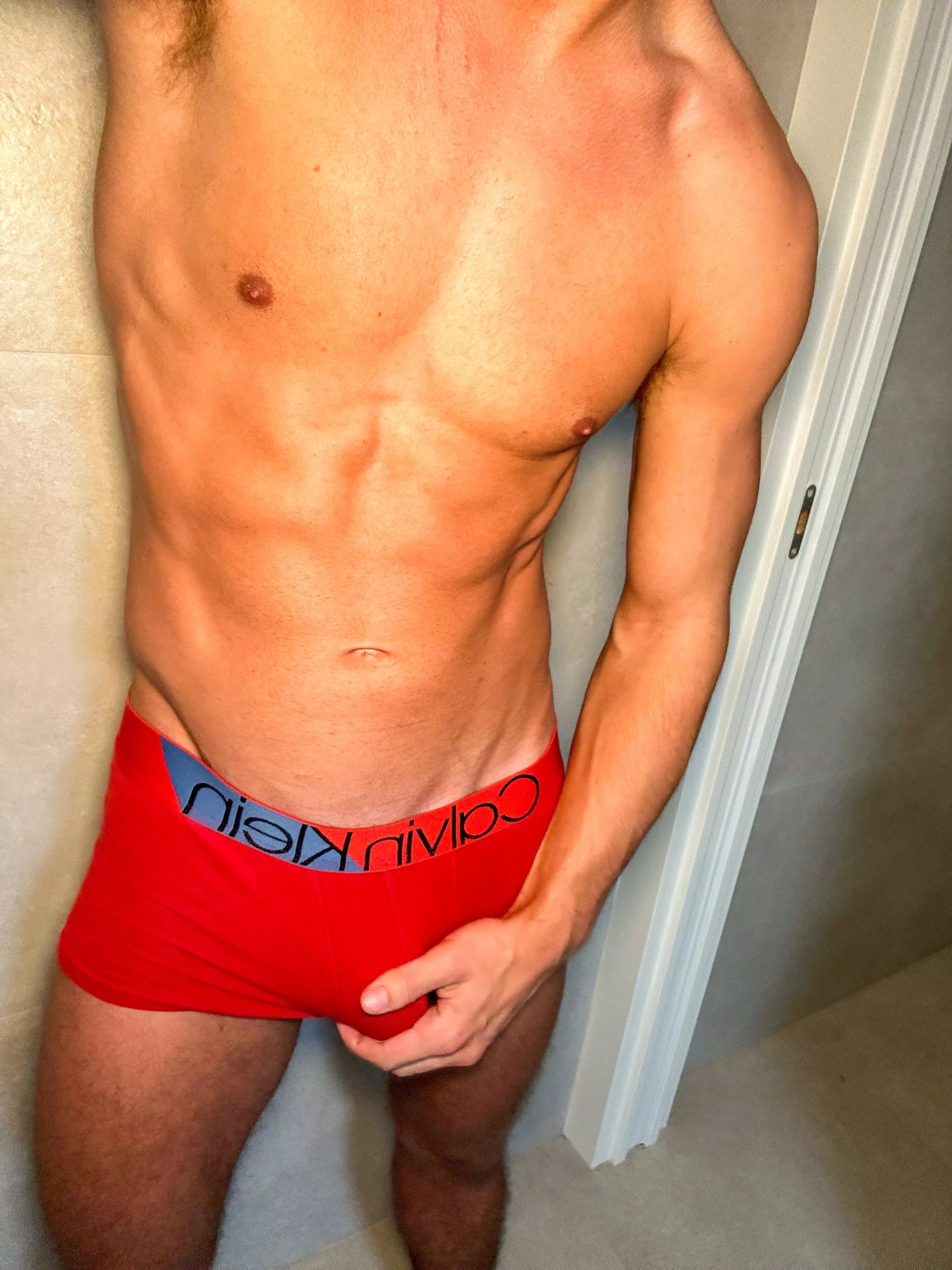 Grab it for me please posted by liamaaronnn