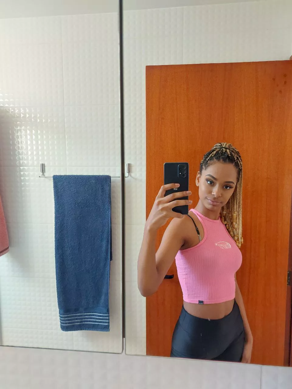 Her beauty is like a rare gem that every man treasures and admires. posted by eududarosa