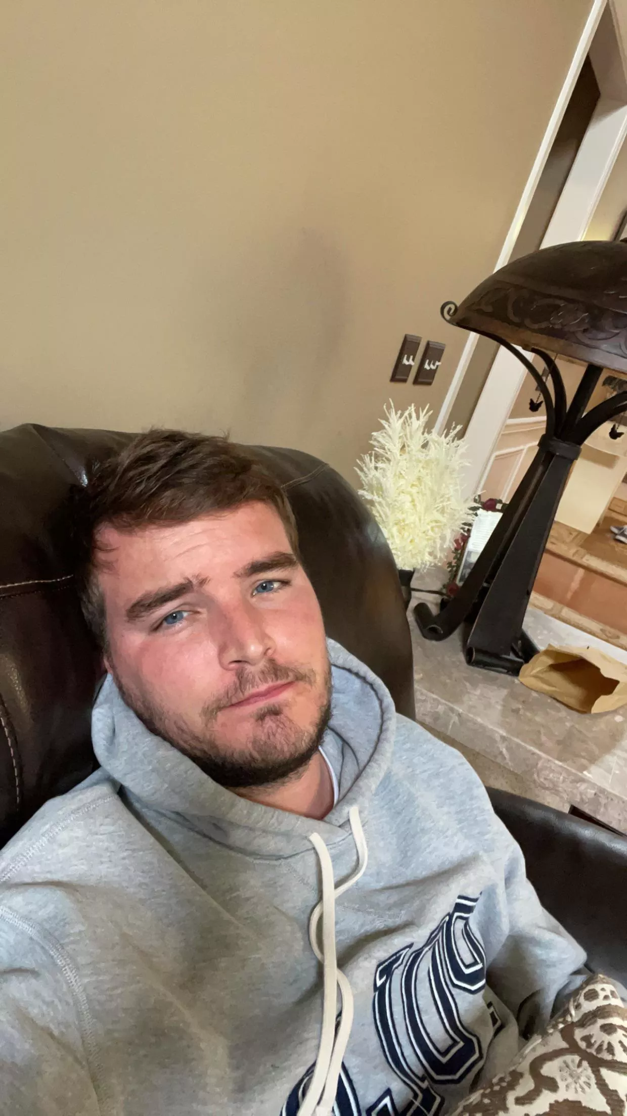 Hey there posted by noooope200