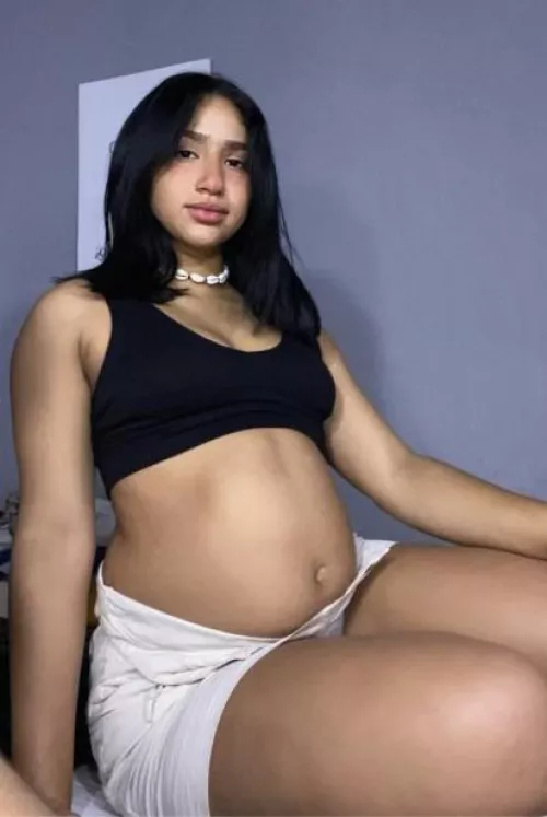 Hii by Brendadicarpio123