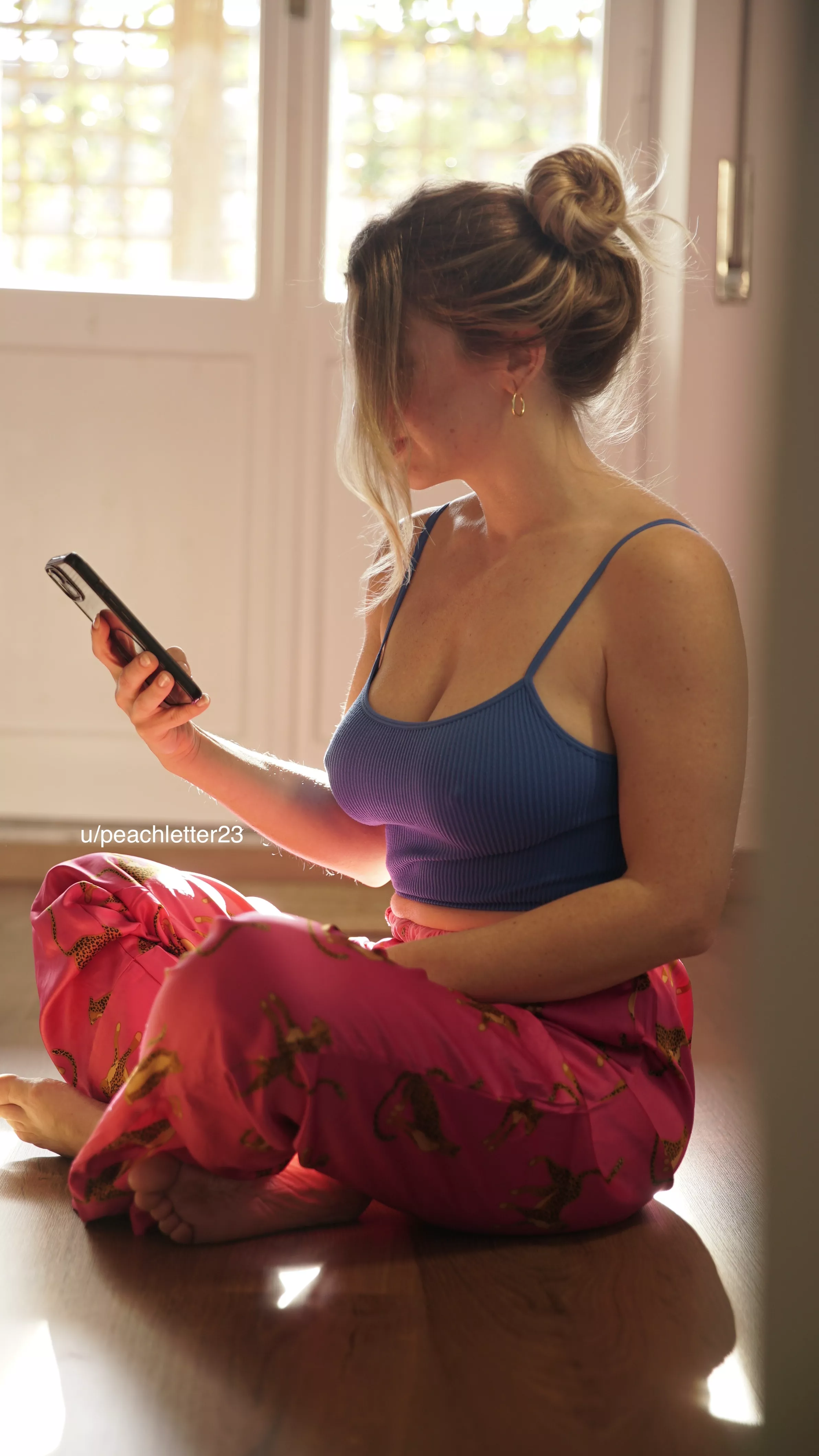 I love hanging around in my pj.. [F] posted by peachletter23