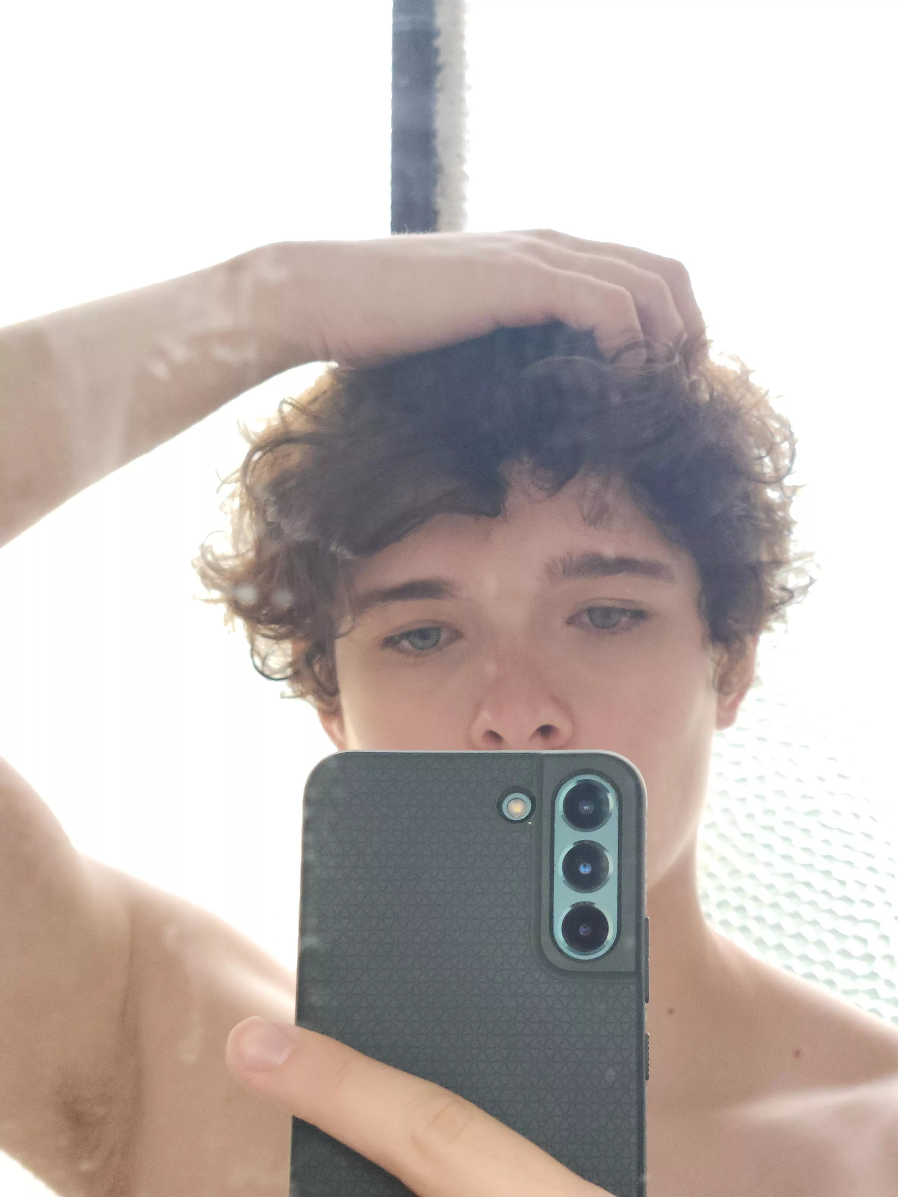 I wish I had a friend nearby, I've been stuck inside my house for years posted by Appropriate_Eye5063