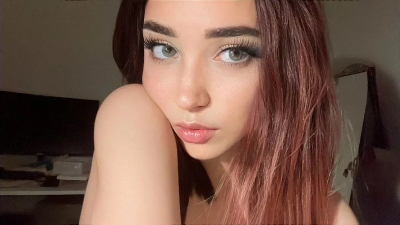 If you want me, then hold me tightly coz I’m slippery when wet. posted by Kusqt