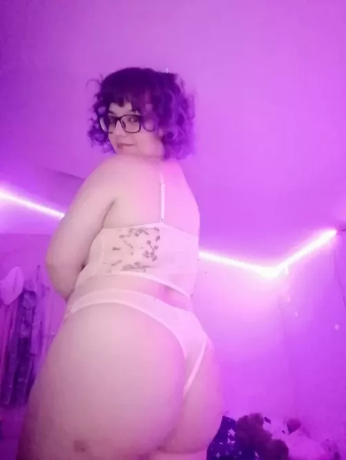 I’m a bit chubby but I’m still juicy by Even_Concern4358