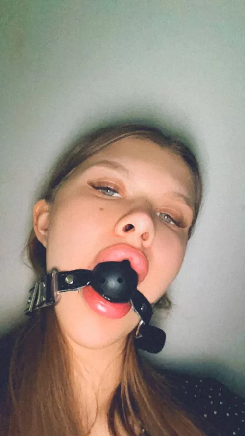 It helps me to keep my sperm receptacle open much wider by pureHerschel910