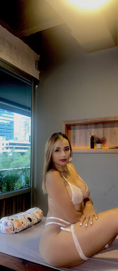 Let me take care of you after I give you a massage daddy by Xcolombian_mamiX