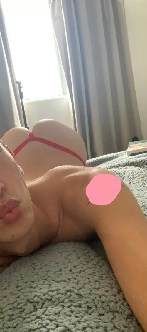 Looking for a hung straight guy to hit this by xxxaviercapri