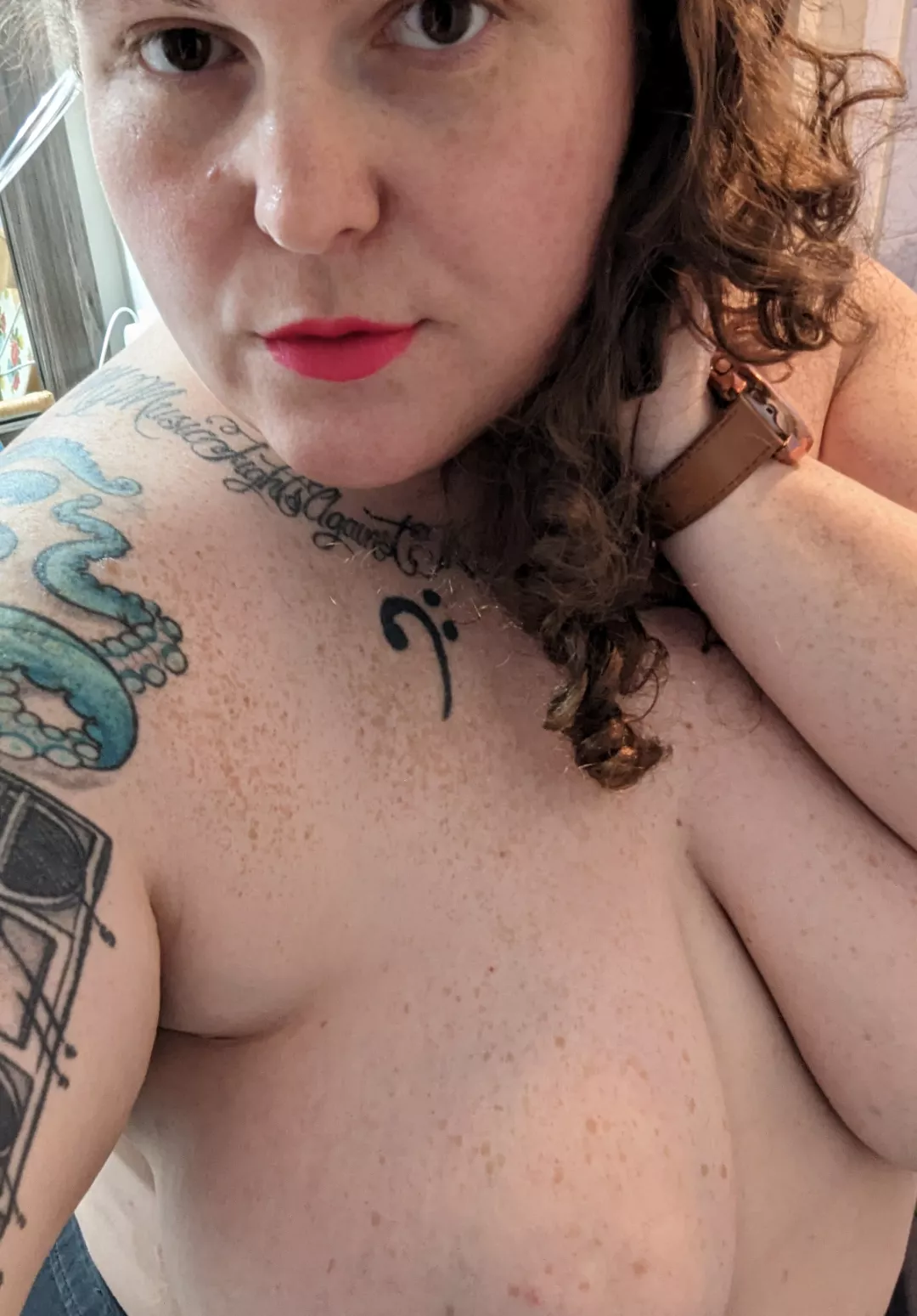 New lipstick. I'd love to get it all over :) posted by mj_murdock