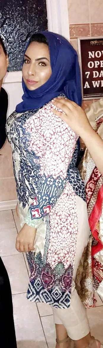 Pakistani woman for hung men posted by glutebreaker