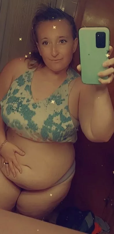 Sometimes I'm self conscious posted by cakedupkait