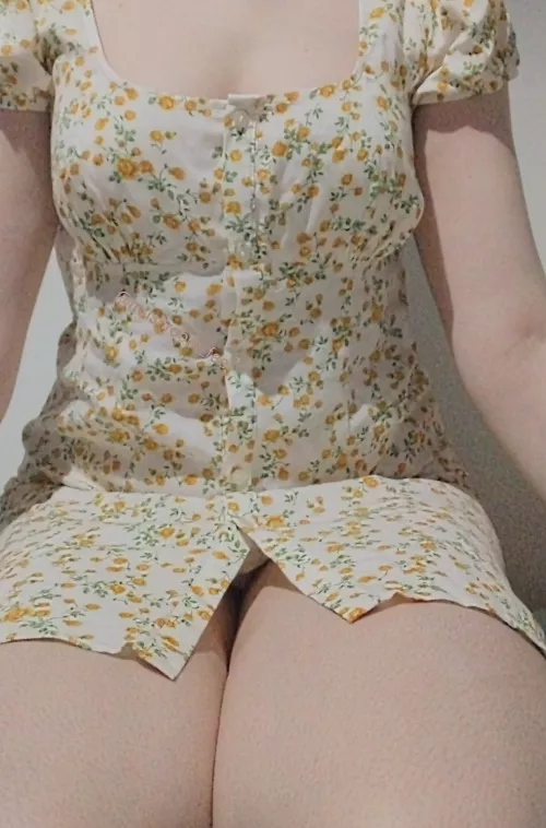 Summer dresses mean easy access 🌼 by mushroom__fae