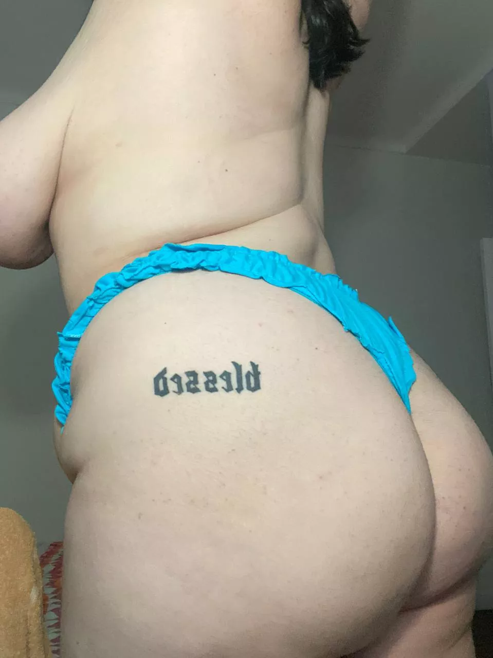 Would you date me in secret? posted by Substantial-Back-779