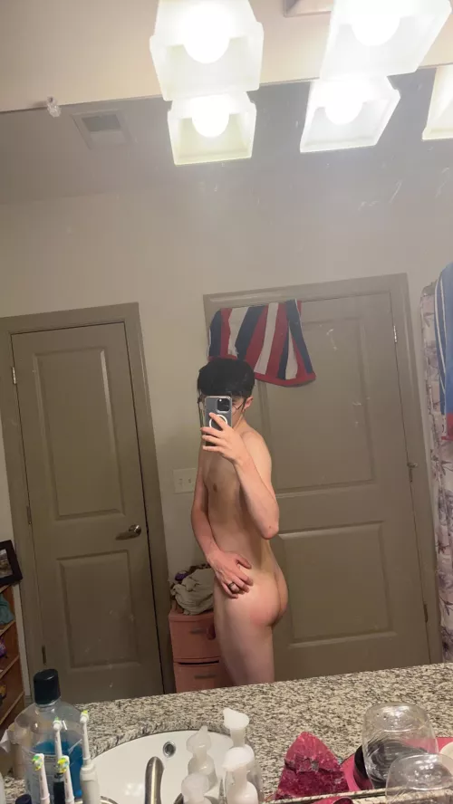 Anyone want to slap it ;) by YepKinkie