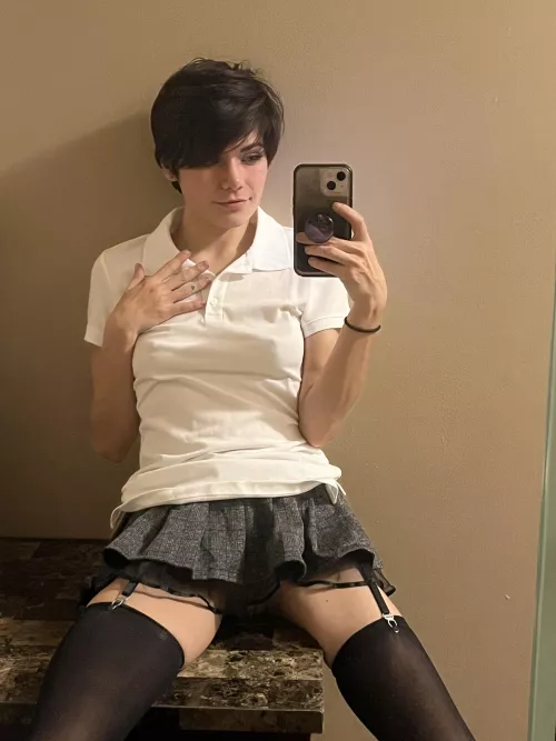 come see me, freak by karelesskloudz