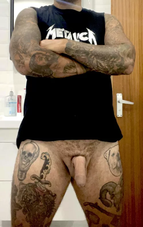 Dad bod (42) by harrrrymonk